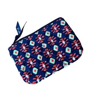 NWOT  Vera Bradley zippered bag